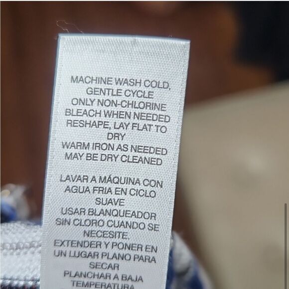 White House Black Market Chevron Long Sleeve Knit V-Neck Blouse Size Small - Picture 8 of 10